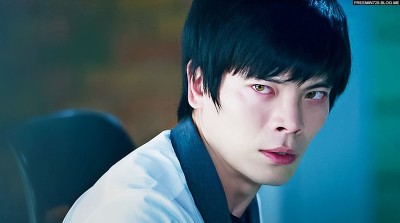 눈색깔 특이한 연예인 | 인스티즈