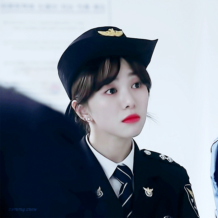 드라마에서 경찰복 입고 나오는 OA 민아 | 인스티즈