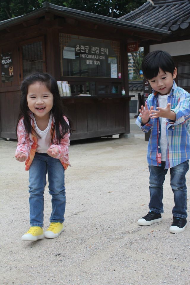 4살 생일을 맞아 한국으로 놀러온 대만쌍둥이 첼시와 제스퍼♡!! | 인스티즈
