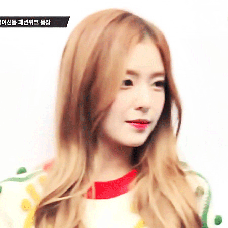 하얗고 청순한 여자.gif | 인스티즈