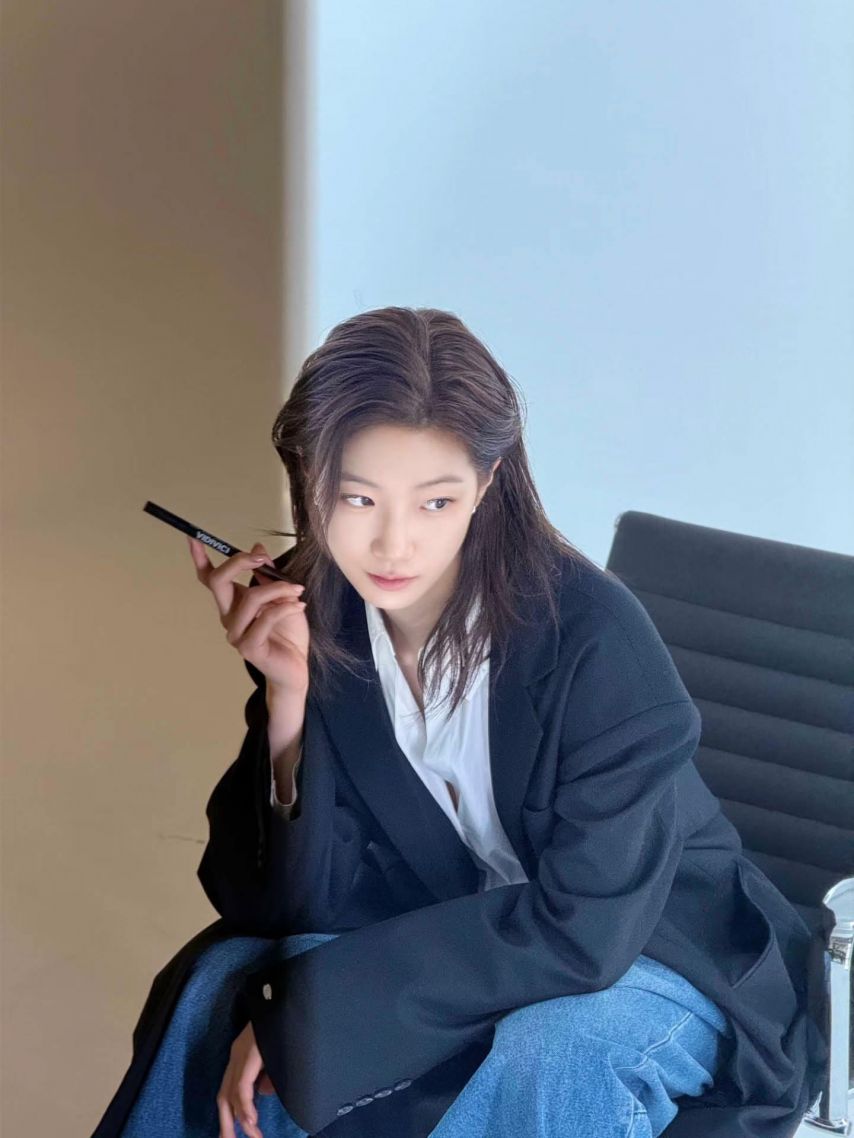 망나뇽 같은 릅세라핌 카즈하 얼굴 근황.jpg | 인스티즈