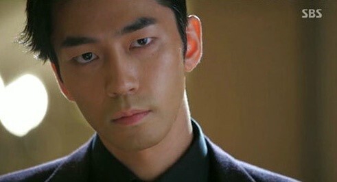 세미수염 버리고 얼굴 광명 찾은 남배우 두명 | 인스티즈