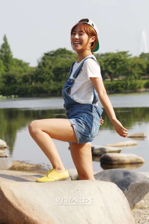 얼굴 막 쓰는 여자 아이돌 | 인스티즈