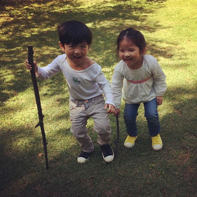 4살 생일을 맞아 한국으로 놀러온 대만쌍둥이 첼시와 제스퍼♡!! | 인스티즈