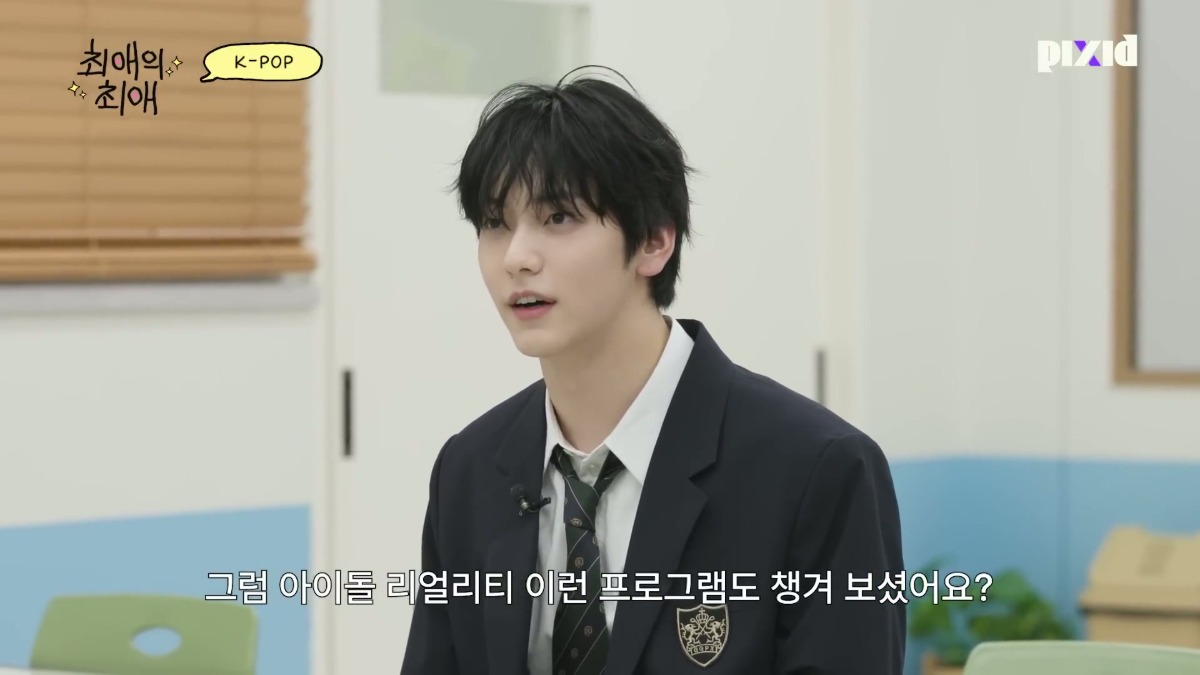 웬만한 회원보다 케이팝 썩은물 냄새 나는 배우 김지훈 (feat. 에스파 정국 엔하이픈) | 인스티즈