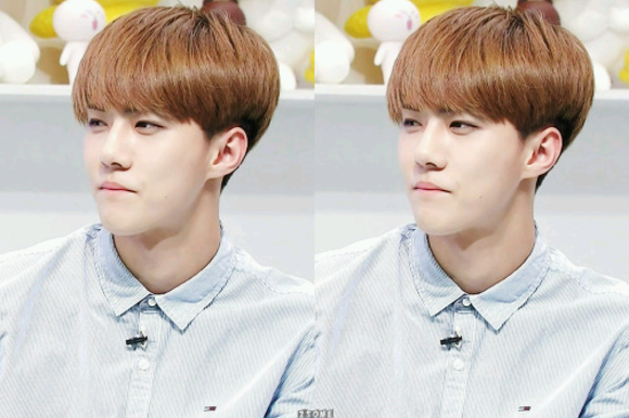 평소와 웃을때 차이가 커보이는 아이돌.jpg | 인스티즈