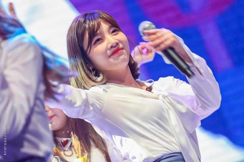 레드벨벳 조이 단발머리 시절.jpgif | 인스티즈