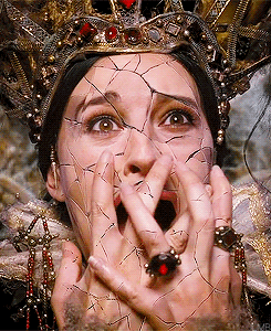 [모니카벨루치] 여신들중에 상여신 헤라에 해당되는 이탈리아 인간 문화재 | 인스티즈