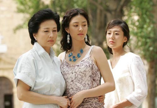 친딸을 계획적으로 자기 며느리로 맞은 시어머니가 나오는 막장 레전드 드라마.txt | 인스티즈