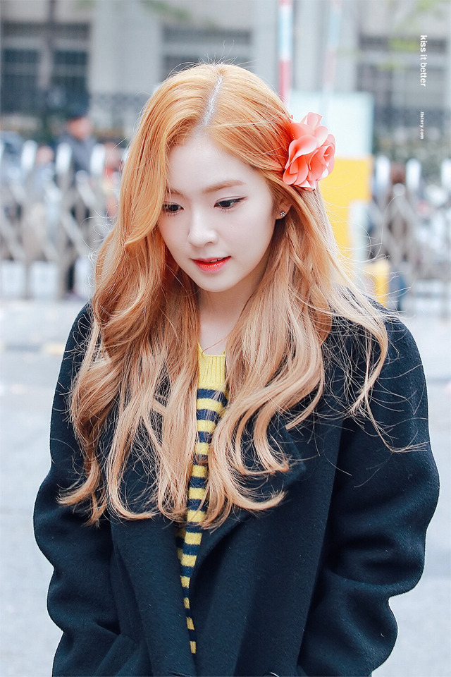 하얗고 청순한 여자.gif | 인스티즈