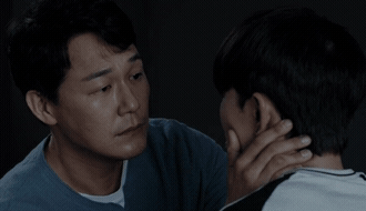 남배우랑 남돌이 BL연기하다 사랑에 빠짐.gif | 인스티즈
