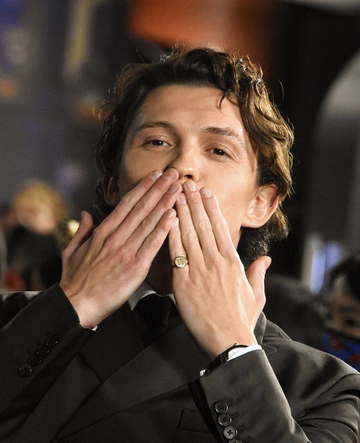 젠데이아 정말 다정하고 세심해서 돌겠는 달글 | 인스티즈