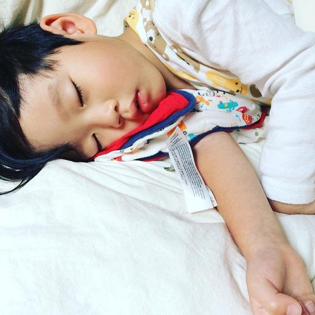 4살 생일을 맞아 한국으로 놀러온 대만쌍둥이 첼시와 제스퍼♡!! | 인스티즈