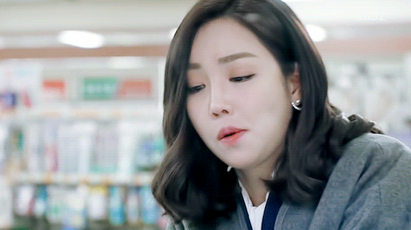 이유리가 이상해.gif | 인스티즈