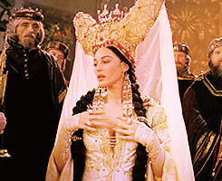 [모니카벨루치] 여신들중에 상여신 헤라에 해당되는 이탈리아 인간 문화재 | 인스티즈