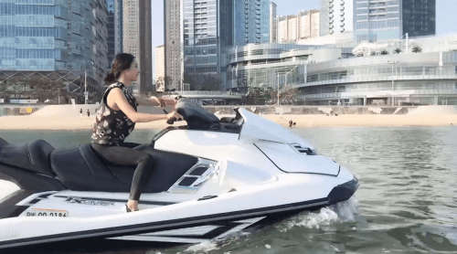 못하는게 없는 00년생 여성 유튜버,, | 인스티즈