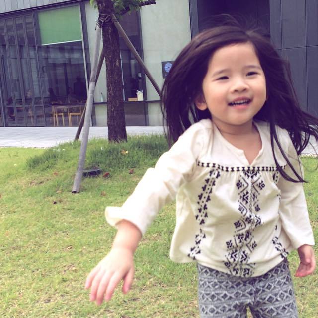 4살 생일을 맞아 한국으로 놀러온 대만쌍둥이 첼시와 제스퍼♡!! | 인스티즈