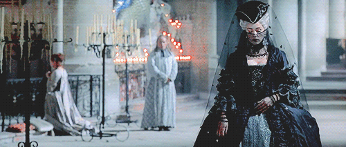 [모니카벨루치] 여신들중에 상여신 헤라에 해당되는 이탈리아 인간 문화재 | 인스티즈