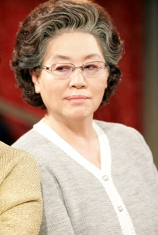 친딸을 계획적으로 자기 며느리로 맞은 시어머니가 나오는 막장 레전드 드라마.txt | 인스티즈