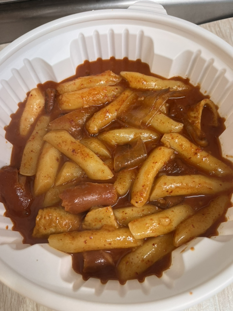 엽떡 알바하는데 일본인 와가지고 매운맛 달라는거야 | 인스티즈