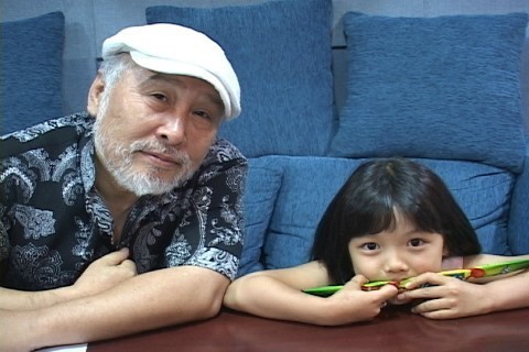 [김유정] 어릴때 모습 .jpg | 인스티즈