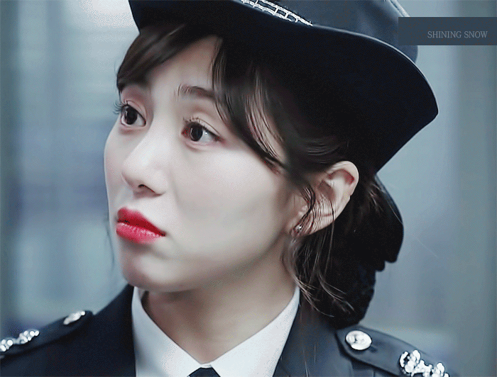 드라마에서 경찰복 입고 나오는 OA 민아 | 인스티즈