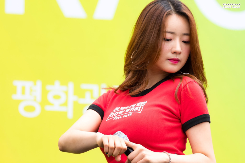 [에이핑크] 남극이라도 가고 싶은 마음이 들어서 보미 | 인스티즈