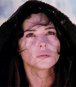 [모니카벨루치] 여신들중에 상여신 헤라에 해당되는 이탈리아 인간 문화재 | 인스티즈