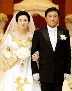 친딸을 계획적으로 자기 며느리로 맞은 시어머니가 나오는 막장 레전드 드라마.txt | 인스티즈