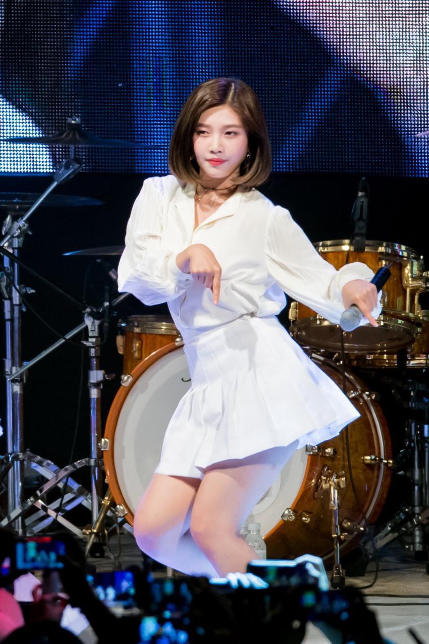 레드벨벳 조이 단발머리 시절.jpgif | 인스티즈
