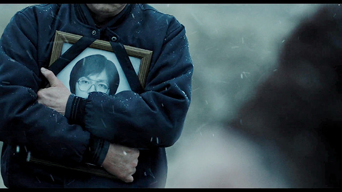 "내 새끼 와 못 가고있노...” 빡침과 분노를 일으키는 영화 속에서 울컥하게 만들었던 장면들 | 인스티즈