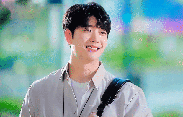 이마를 어떻게 까는지에 따라 이미지 확 달라지는 강태오 gif | 인스티즈