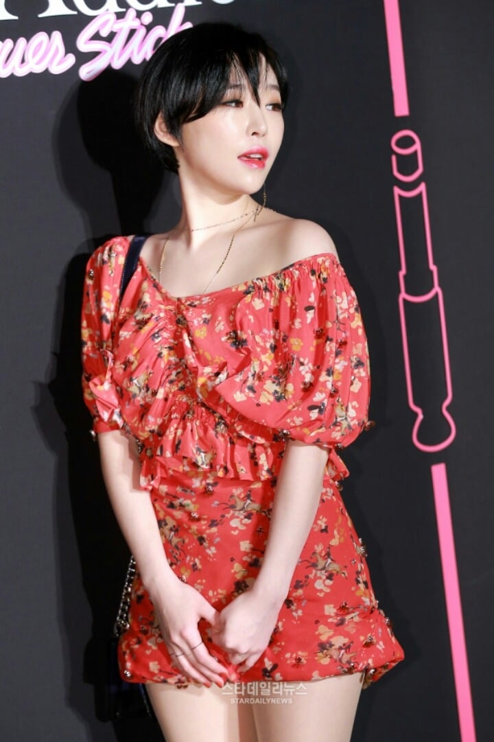 오늘자 손가인 | 인스티즈