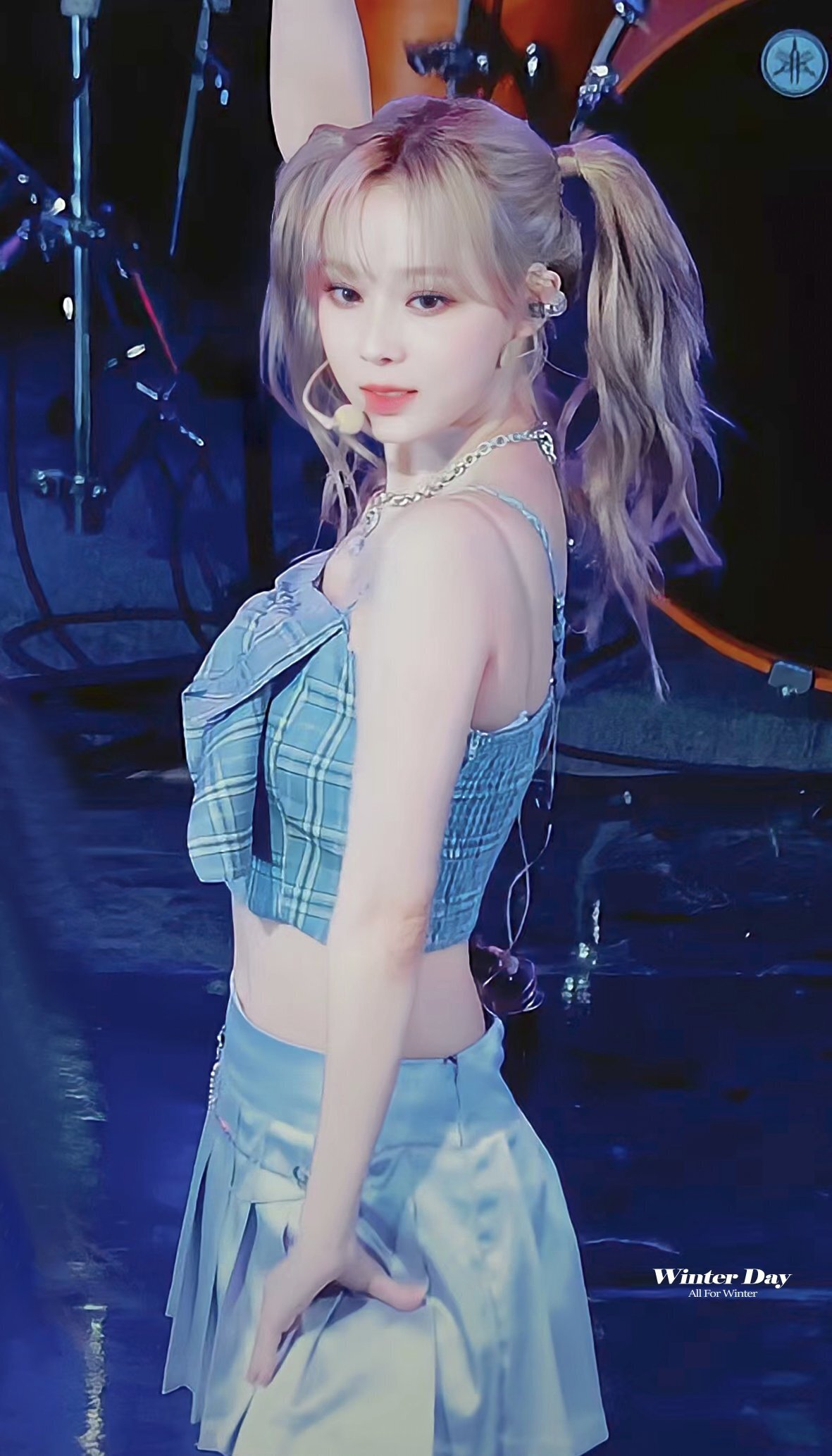 한양대축제 양갈래머리 에스파 윈터.gif | 인스티즈
