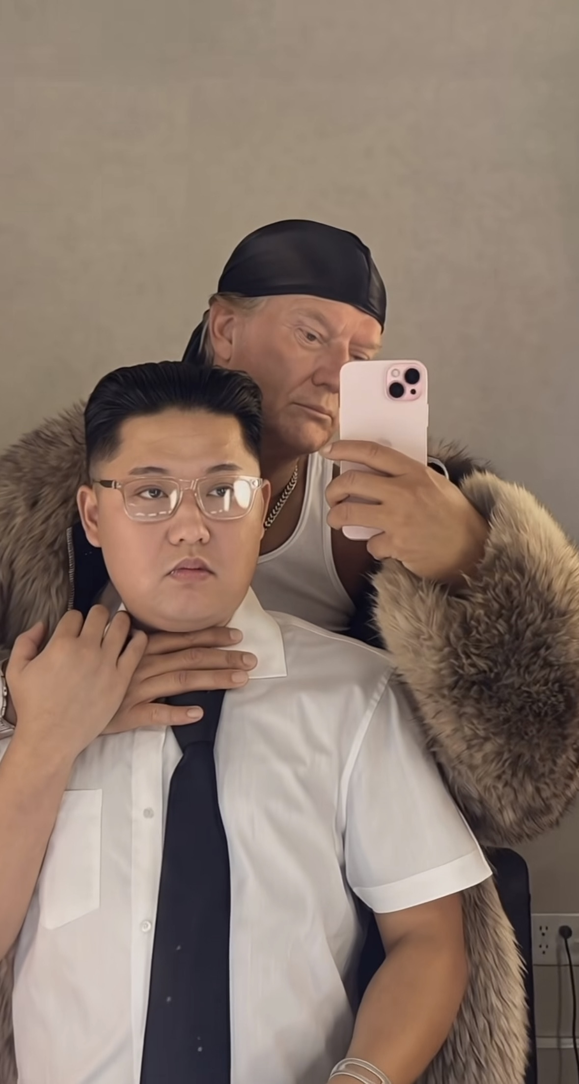 트럼프 이와중에 김정은이랑 셀카 찍을 때냐.avi | 인스티즈