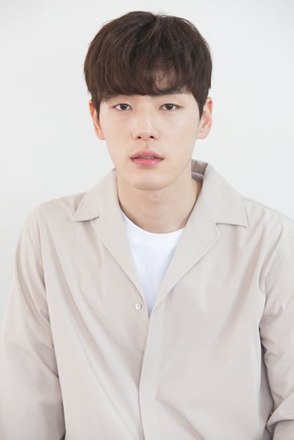고심 끝에 선정한 섹시하게 찢어진 무쌍 끝판왕 남자 배우들 | 인스티즈