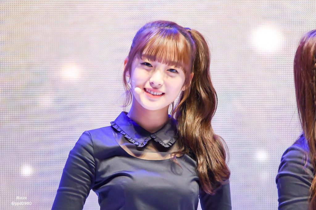 웃어주는 아린이 | 인스티즈