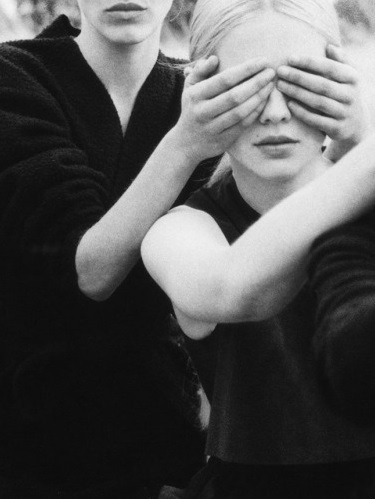  너의 색으로 변해버린 나는 다시는 무채색으로 돌아갈 수 없었다 | 인스티즈