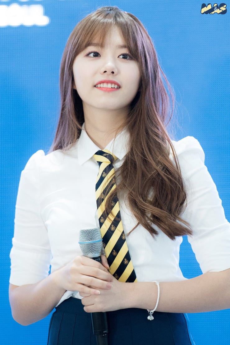 아이오아이 IOI 귀요미 김소혜 | 인스티즈