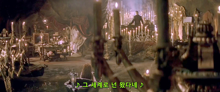 [오페라의유령] 팬텀과 라울을 휘두르는 크리스틴은 왜 희대의 양다리년이 되었을까? | 인스티즈