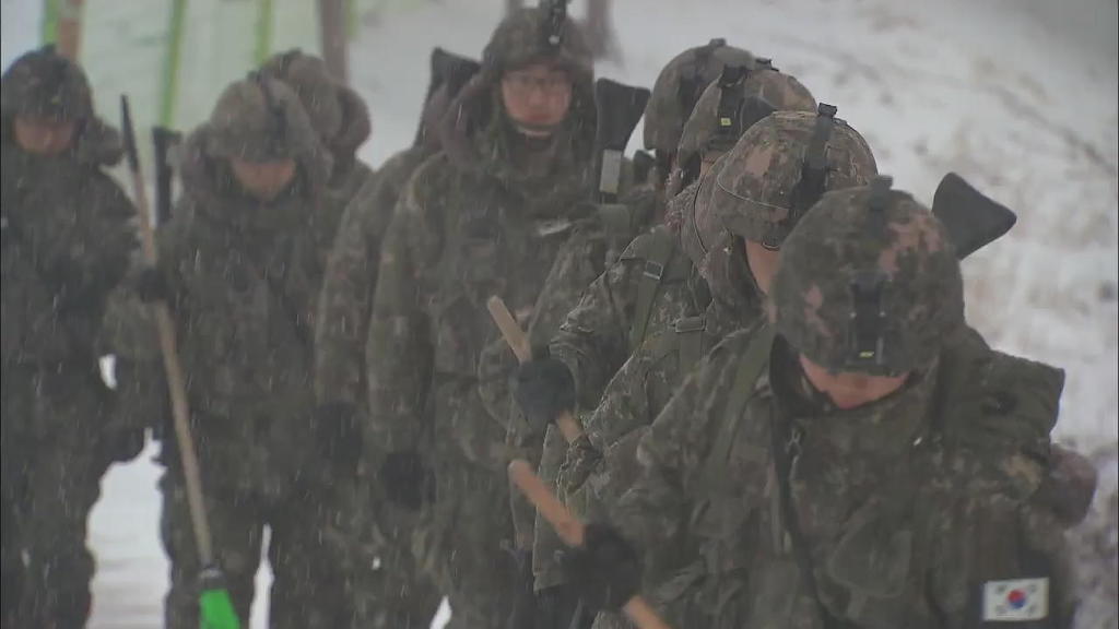 GOP에서 근무하면 무릎관절 다 나가는 이유 | 인스티즈