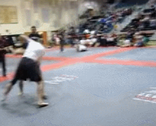 디시 헬스갤 일반인 최강자 ㄷㄷㄷ. gif | 인스티즈