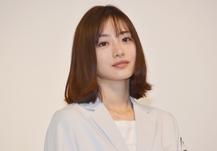 단발머리로 변신한 이시하라 사토미.jpg | 인스티즈