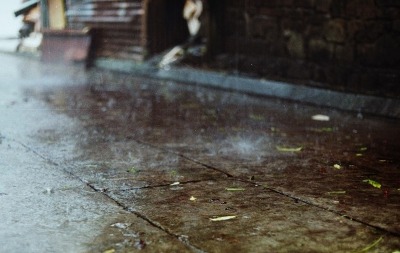  너의 색으로 변해버린 나는 다시는 무채색으로 돌아갈 수 없었다 | 인스티즈