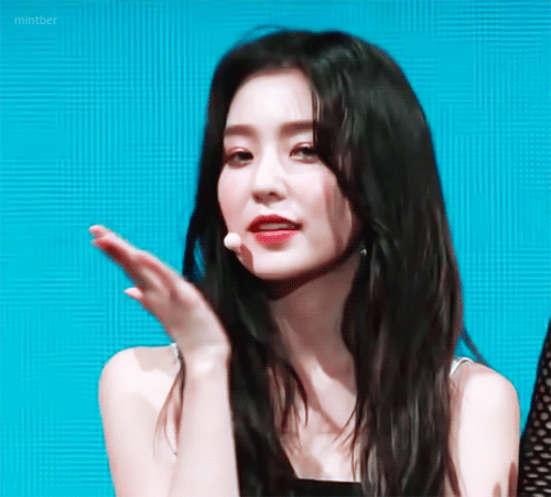 오프숄더 애용하는 레드벨벳 아이린.jpgif | 인스티즈