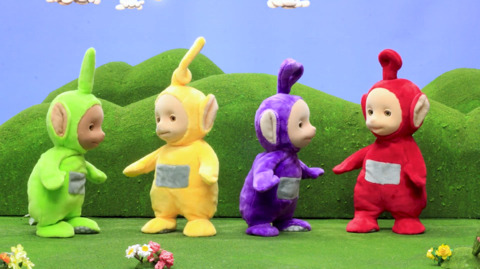 나비 쫓는 텔레토비.jpg (텔레토비 무서워하는 사람 주의) | 인스티즈