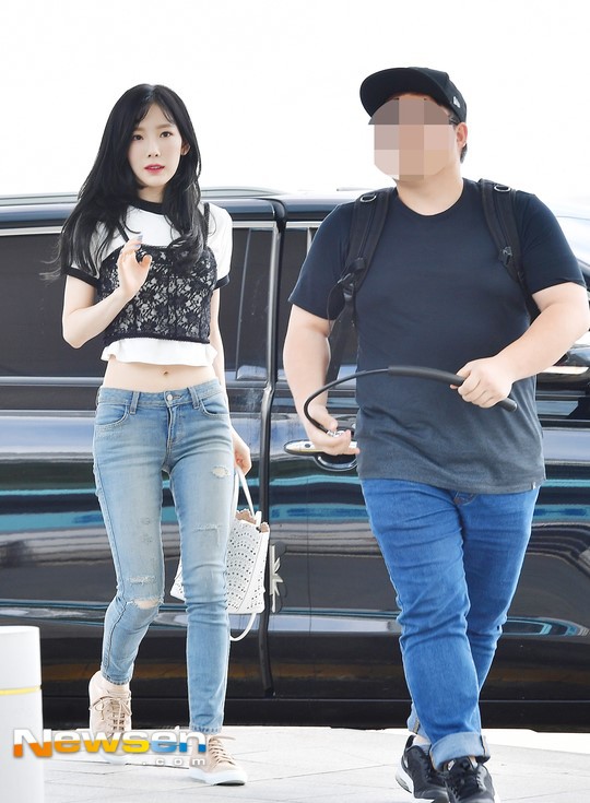 인천공항에서부터 시작된 태연 헬게이트.gif | 인스티즈