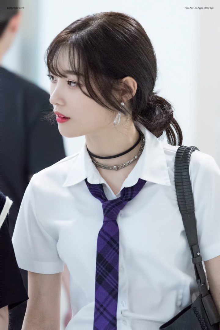 머리 묶으면 분위기가 확 달라지는 정채연 | 인스티즈