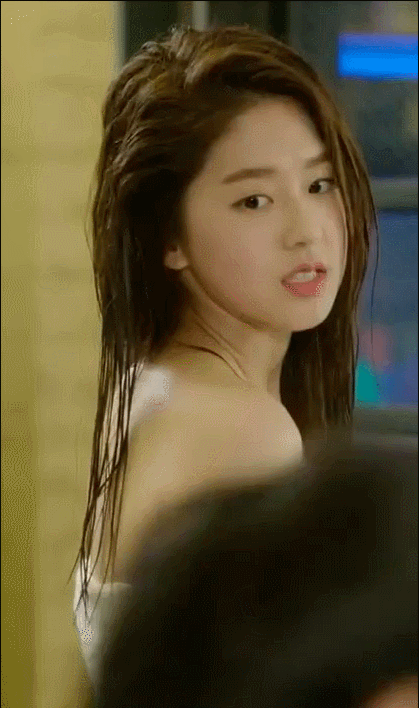 샤워하고 나온 박혜수.gif | 인스티즈