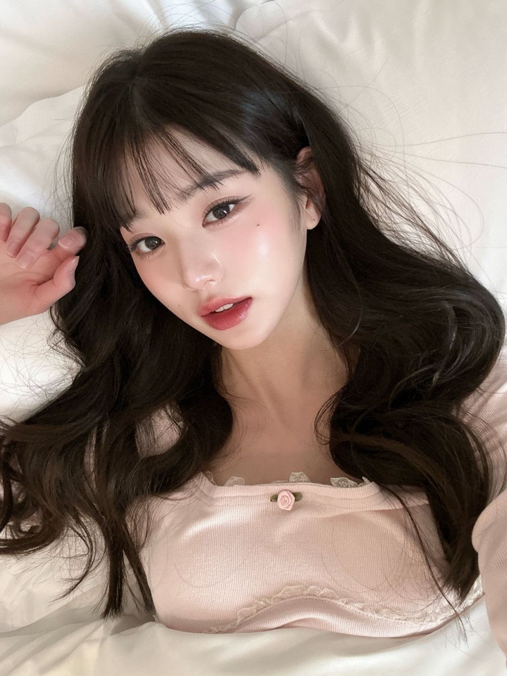 팬들 난리났다는 아이브 장원영 침대 셀카 | 인스티즈